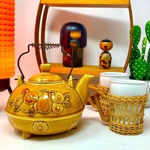 v i n t a g e :: 60s MCM Coffee Tea Pot Stoneware Japan